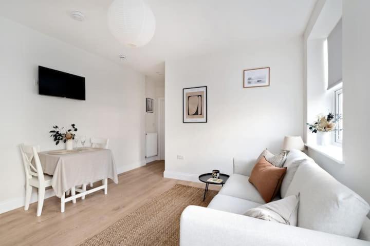 Exclusive Norman Road Apartment St Leonards-on-Sea ภายนอก รูปภาพ